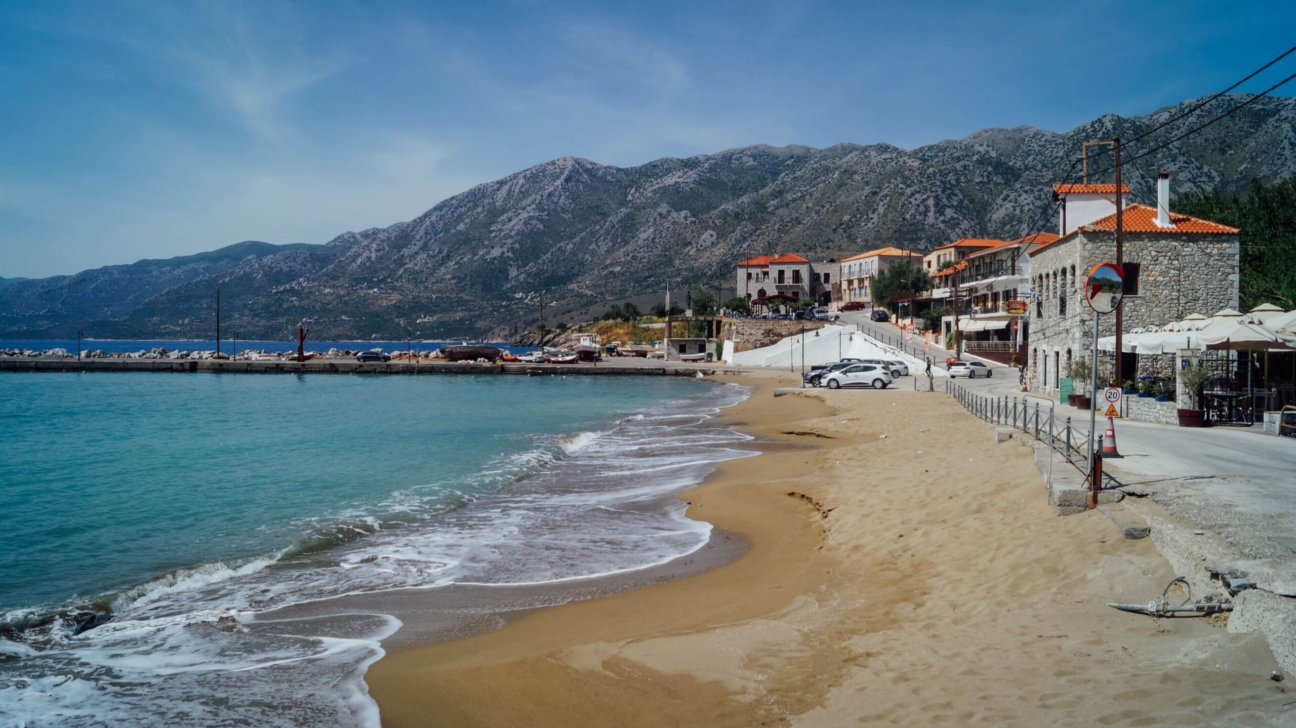 Μάνη κοτρονας